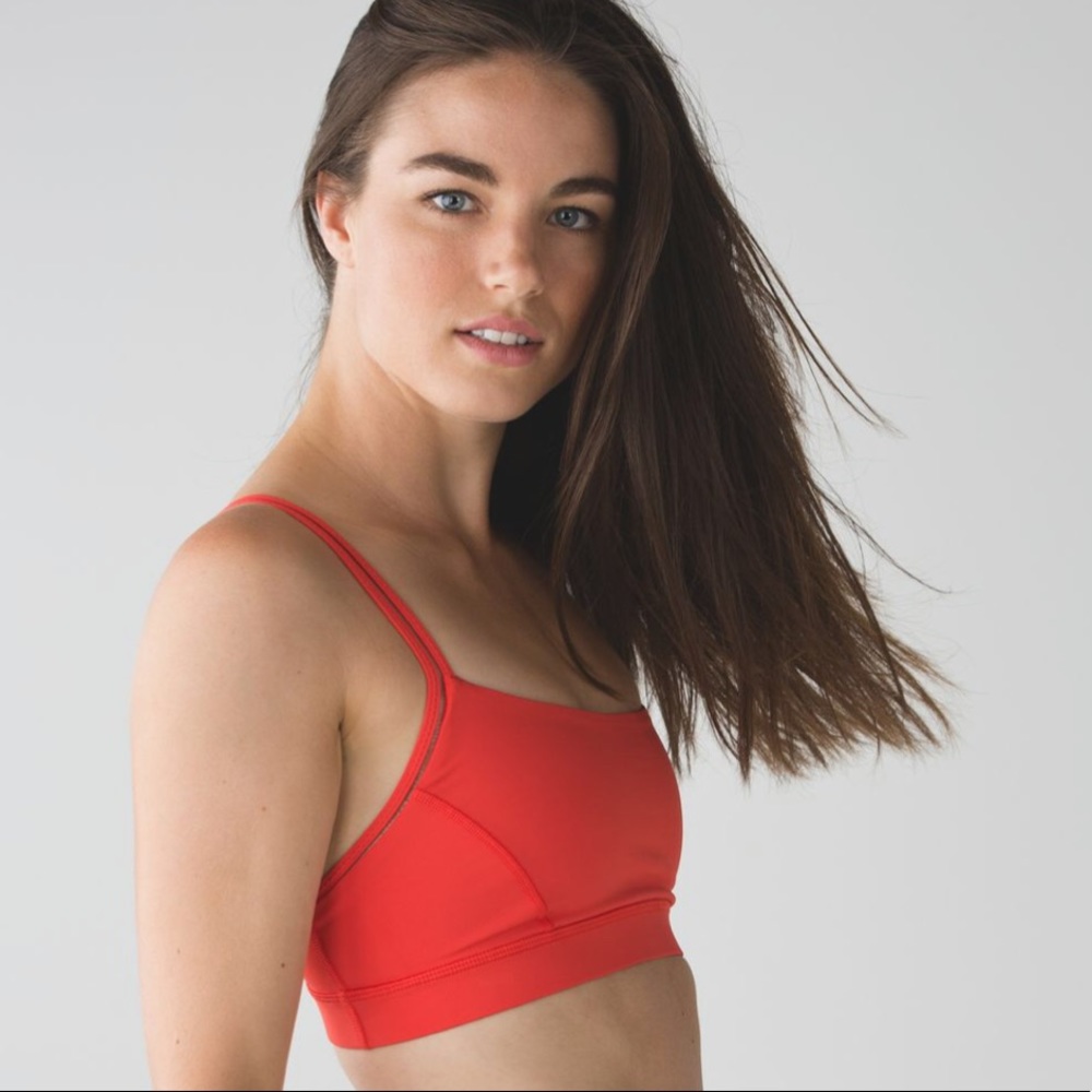 Lululemon Straight Up Bra in Alarming